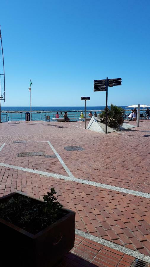 Apartamento Amplio Canary Style, 1 Playa Canteras 大加那利岛拉斯帕尔马斯 外观 照片
